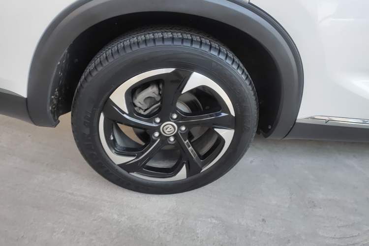 Used CHANGAN CS85 COUPE 2019 2.0T Automatic Luxury Edition China VI Standard Right Rear Wheel Hub