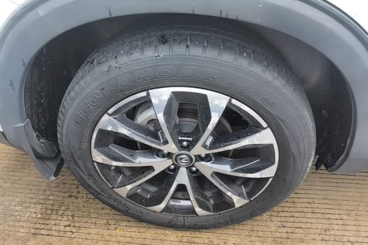 Used CHANGAN CS85 COUPE 2019 1.5T DCT Luxury Version China VI Standard Right Rear Wheel Hub