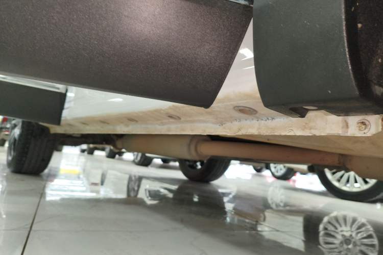 Used CHANGAN CS85 COUPE 2019 1.5T DCT Dynamic Version China VI Standard Right Side Sill
