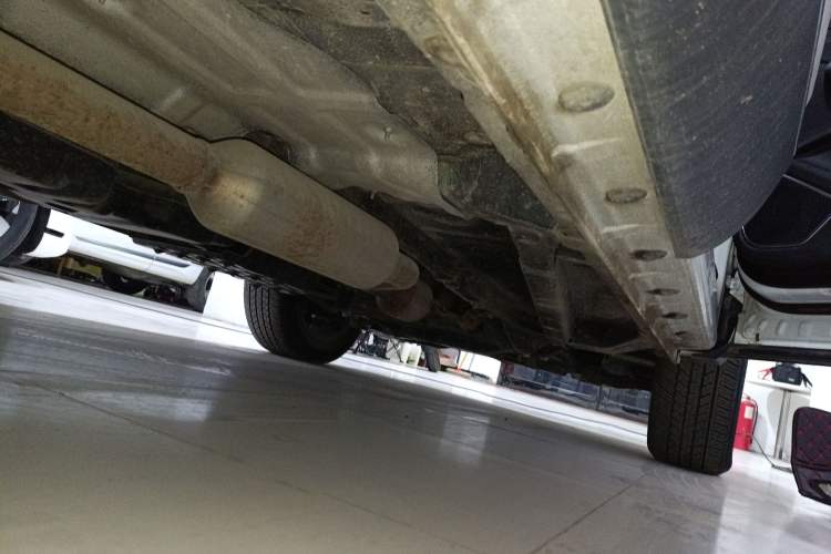 Used CHANGAN CS85 COUPE 2019 1.5T DCT Version China VI Standard Right Side Sill