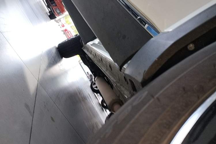 Used CHANGAN CS85 COUPE 2019 1.5T DCT Version China VI Standard Right Side Sill