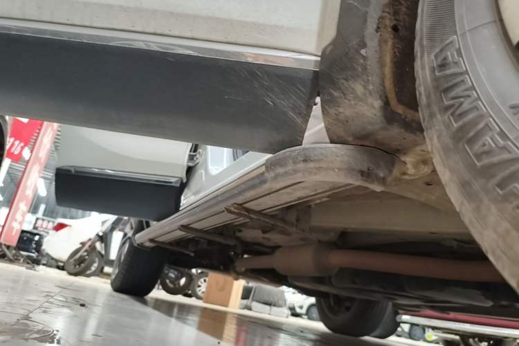 Used CHANGAN CS85 COUPE 2019 1.5T DCT Dynamic Version China VI Standard Right Side Sill