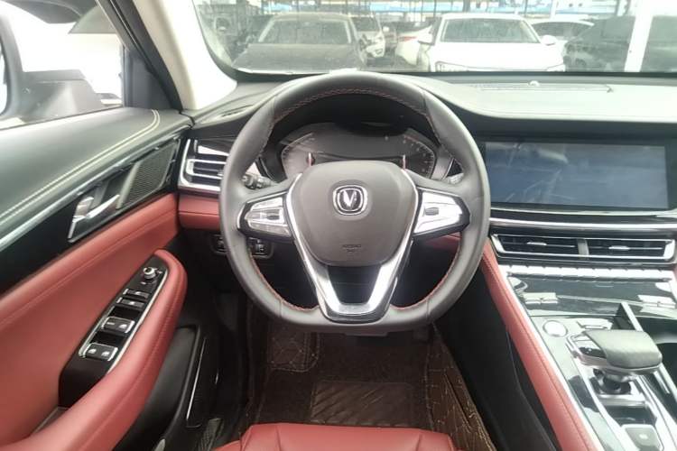 Used CHANGAN CS85 COUPE 2019 1.5T DCT Luxury Version China VI Standard Steering Wheel