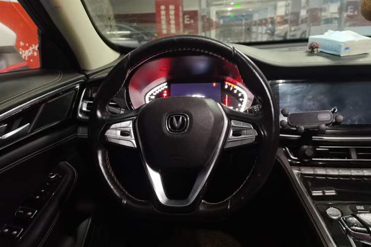 Used CHANGAN CS85 COUPE 2019 2.0T Automatic Luxury Edition China VI Standard Steering Wheel