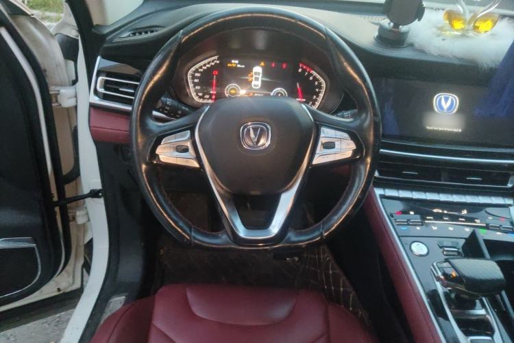 Used CHANGAN CS85 COUPE 2019 1.5T DCT Luxury Version China VI Standard Steering Wheel