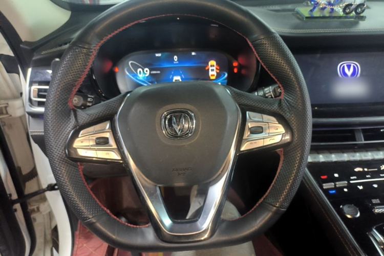 Used CHANGAN CS85 COUPE 2019 2.0T Automatic Smart Version China VI Standard Steering Wheel