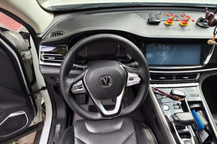 Used CHANGAN CS85 COUPE 2019 2.0T Automatic Luxury Edition China VI Standard Steering Wheel