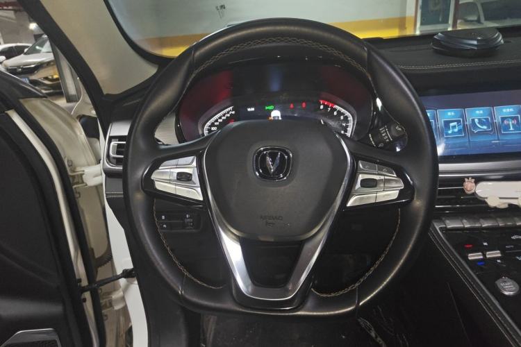 Used CHANGAN CS85 COUPE 2019 1.5T DCT Dynamic Version China VI Standard Steering Wheel