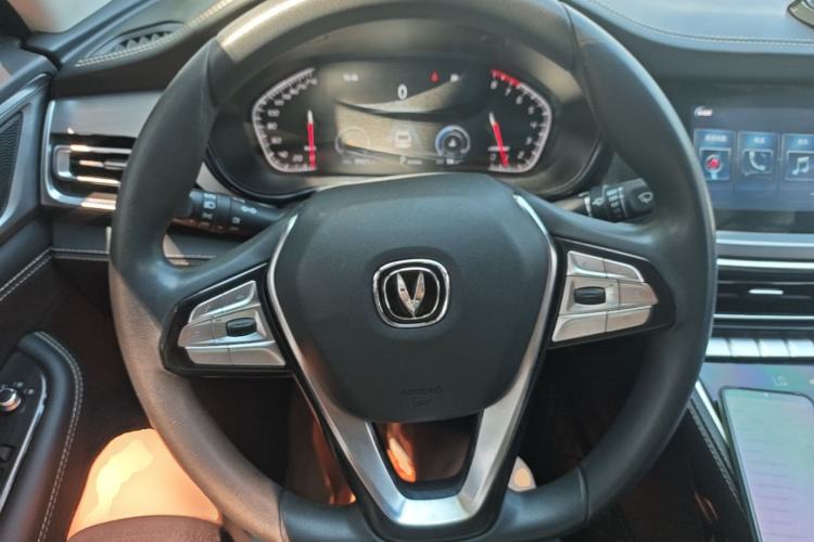 Used CHANGAN CS85 COUPE 2019 1.5T DCT Version China VI Standard Steering Wheel