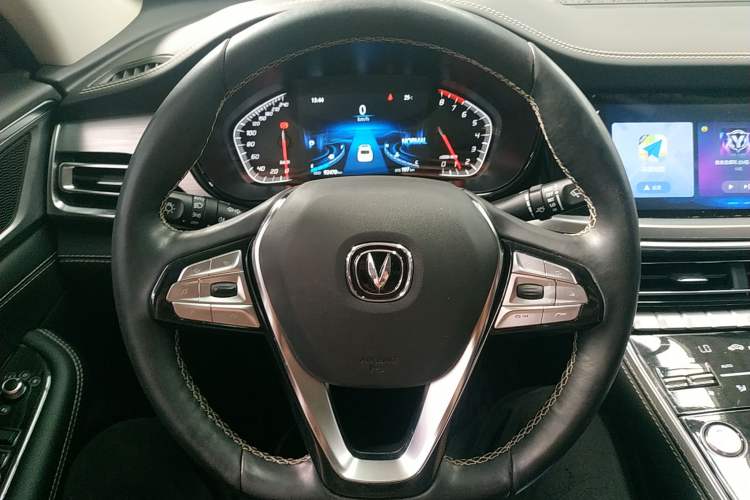 Used CHANGAN CS85 COUPE 2019 2.0T Automatic Version China V Standard Steering Wheel