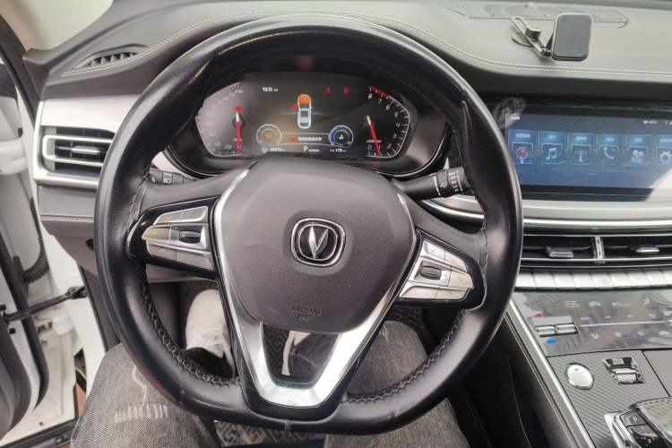 Used CHANGAN CS85 COUPE 2019 1.5T DCT Version China VI Standard Steering Wheel