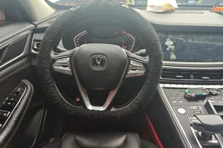 Used CHANGAN CS85 COUPE 2019 1.5T DCT Dynamic Version China VI Standard Steering Wheel