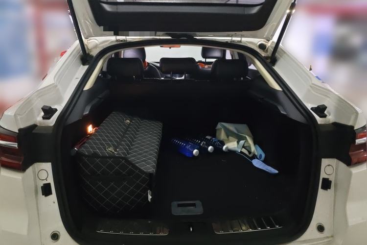 Used CHANGAN CS85 COUPE 2019 1.5T DCT Version China VI Standard Trunk