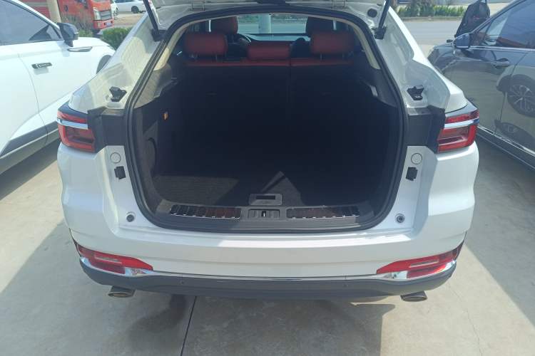 Used CHANGAN CS85 COUPE 2019 1.5T DCT Dynamic Version China VI Standard Trunk