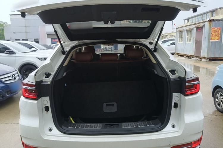 Used CHANGAN CS85 COUPE 2019 1.5T DCT Version China VI Standard Trunk