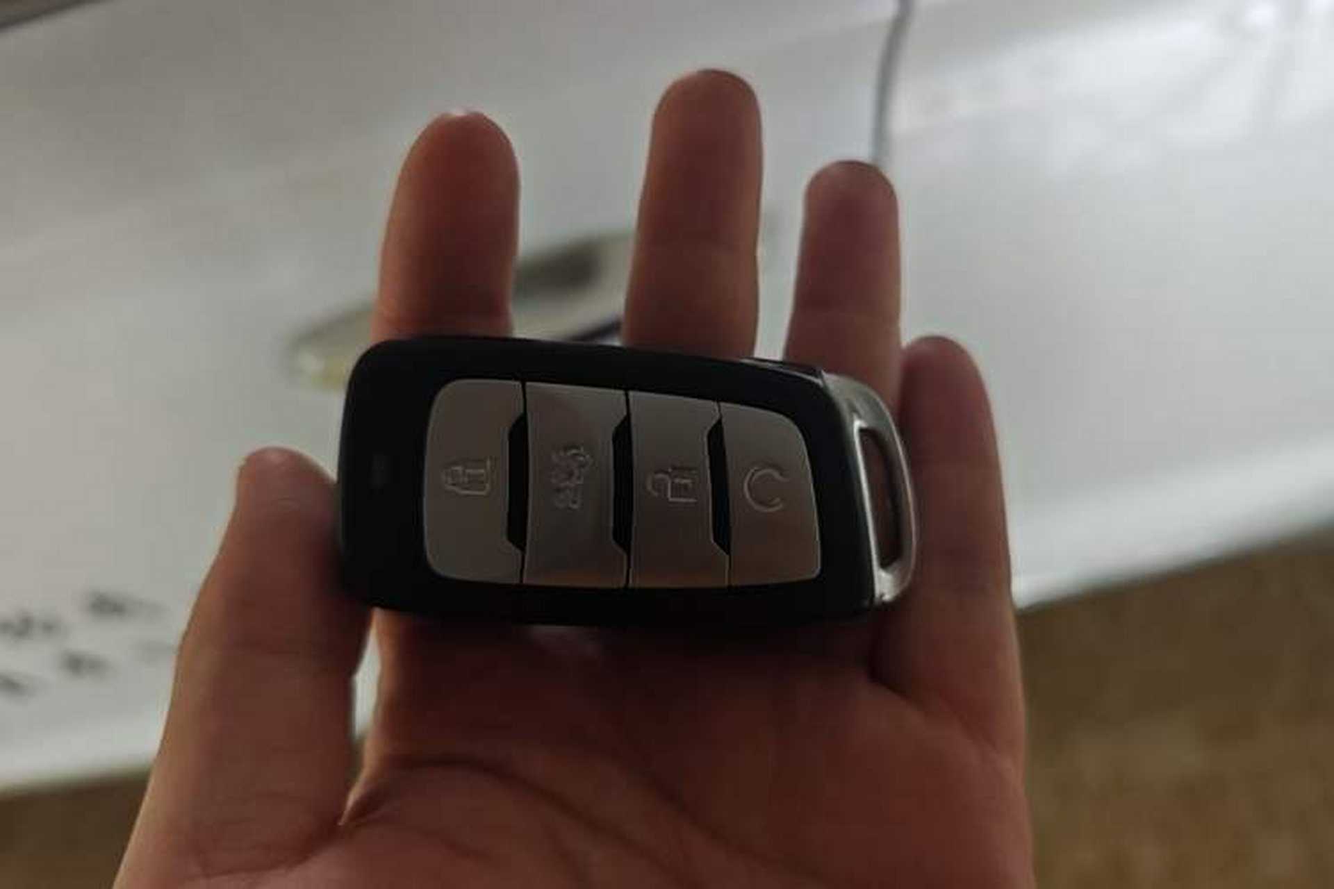 Used CHANGAN CS85 COUPE 2019 1.5T DCT Version China VI Standard Vehicle Key