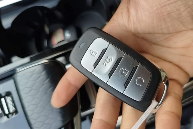 Used CHANGAN CS85 COUPE 2019 2.0T Automatic Luxury Edition China VI Standard Vehicle Key