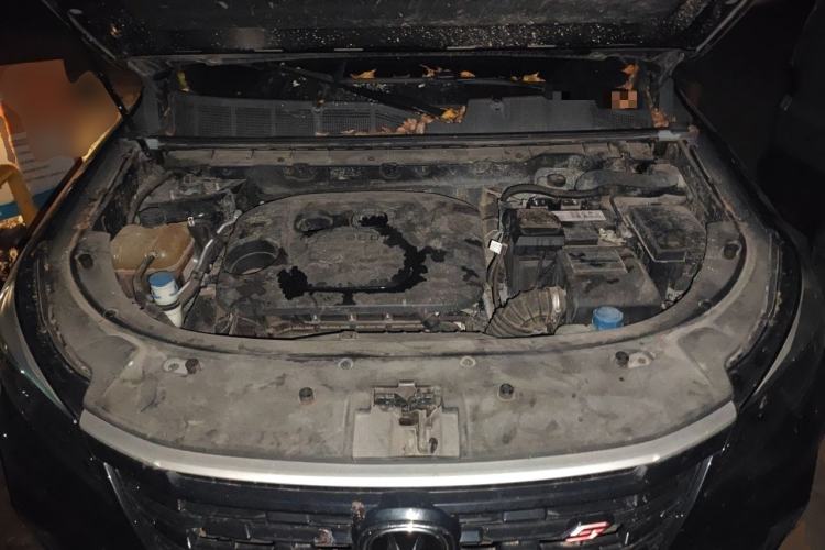 Used CHANGAN CS85 COUPE 2021 1.5T DCT Luxury Edition Engine Bay