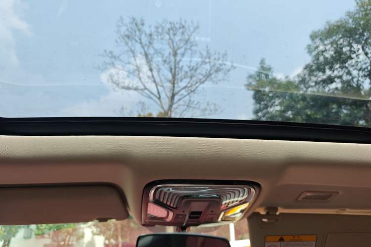 Used CHANGAN CS85 COUPE 2021 1.5T DCT Prestige Model Headliner