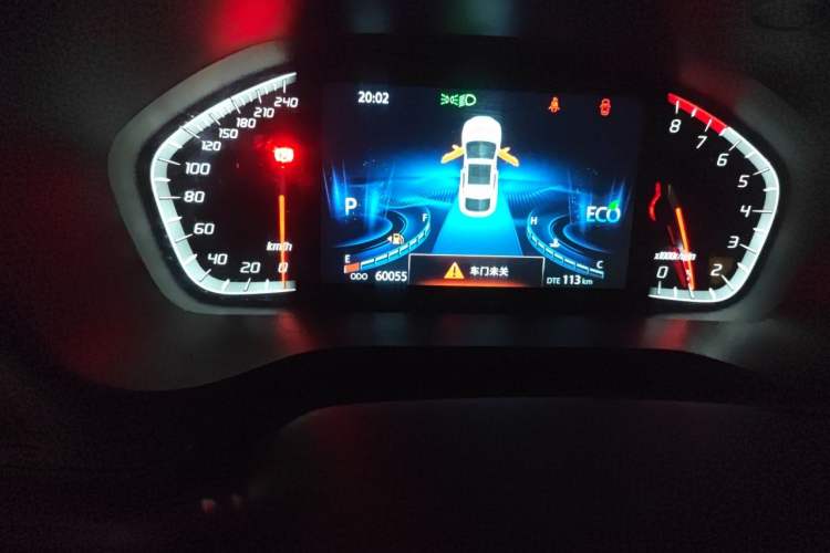 Used CHANGAN CS85 COUPE 2021 1.5T DCT Luxury Edition Odometer Close Up