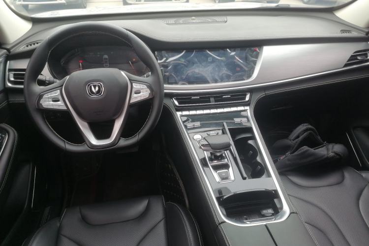 Used CHANGAN CS85 COUPE 2021 1.5T DCT Prestige Model Center Console