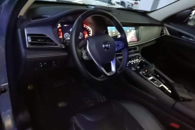Used CHANGAN CS85 COUPE 2021 1.5T DCT Luxury Edition Center Console