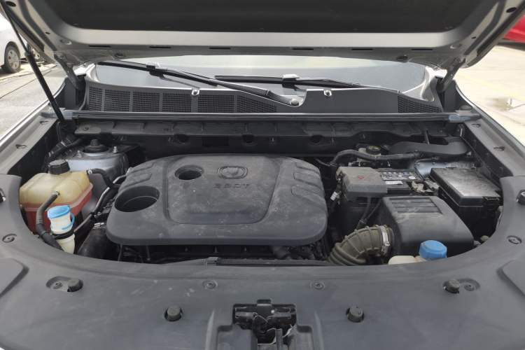 Used CHANGAN CS85 COUPE 2021 1.5T DCT Luxury Edition Engine Bay