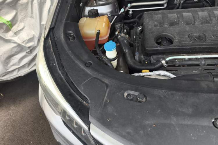 Used CHANGAN CS85 COUPE 2021 2.0T Automatic Luxury Version Engine Bay Right