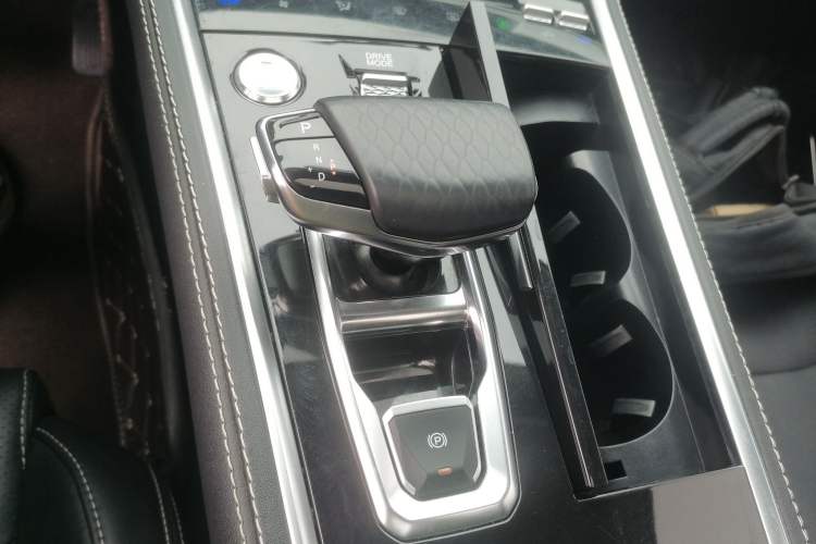 Used CHANGAN CS85 COUPE 2021 1.5T DCT Prestige Model Gear Lever