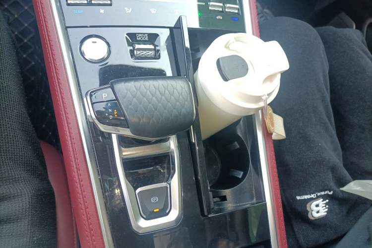 Used CHANGAN CS85 COUPE 2021 2.0T Automatic Flagship Edition Gear Lever