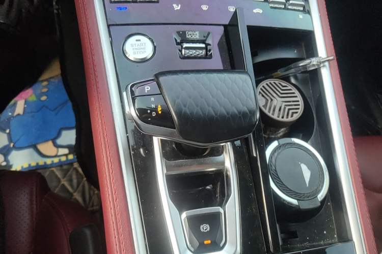 Used CHANGAN CS85 COUPE 2021 1.5T DCT Elite Edition Gear Lever