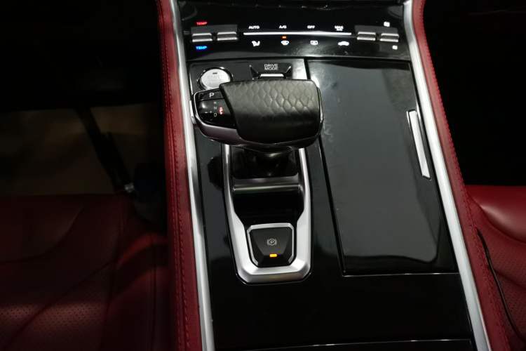 Used CHANGAN CS85 COUPE 2021 2.0T Automatic Luxury Version Gear Lever