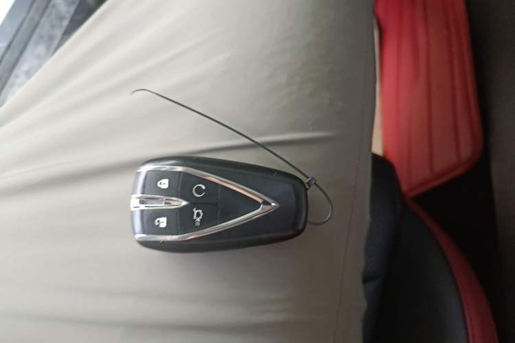 Used CHANGAN CS85 COUPE 2021 1.5T DCT Prestige Model Interior 1