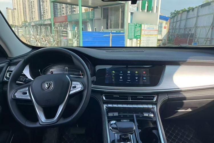 Used CHANGAN CS85 COUPE 2021 1.5T DCT Elite Edition Interior 1