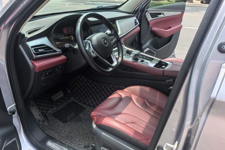Used CHANGAN CS85 COUPE 2021 1.5T DCT Luxury Edition Interior 3