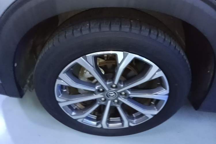 Used CHANGAN CS85 COUPE 2021 1.5T DCT Luxury Edition Left Front Wheel Hub