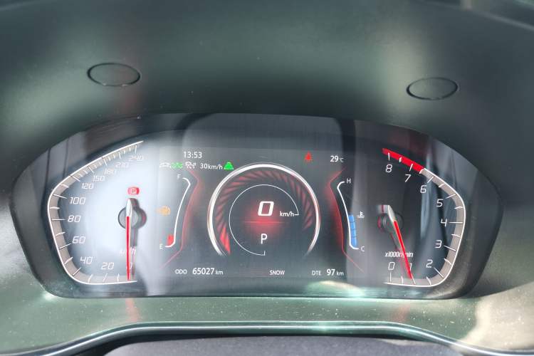 Used CHANGAN CS85 COUPE 2021 2.0T Automatic Prestige Edition Odometer Close Up