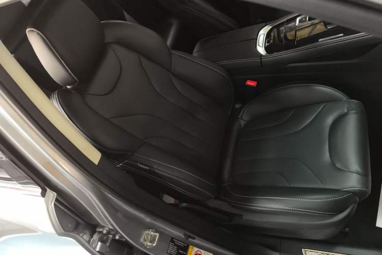 Used CHANGAN CS85 COUPE 2021 1.5T DCT Prestige Model Right Front Seat