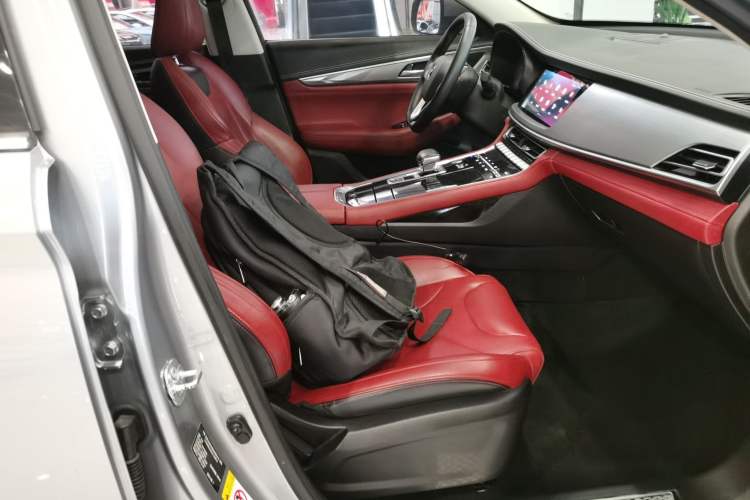 Used CHANGAN CS85 COUPE 2021 2.0T Automatic Luxury Version Right Front Seat