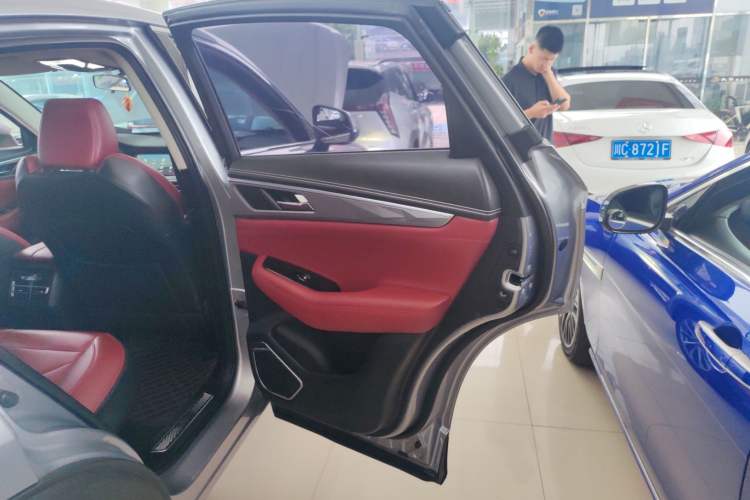 Used CHANGAN CS85 COUPE 2021 1.5T DCT Luxury Edition Right Rear Door Interior