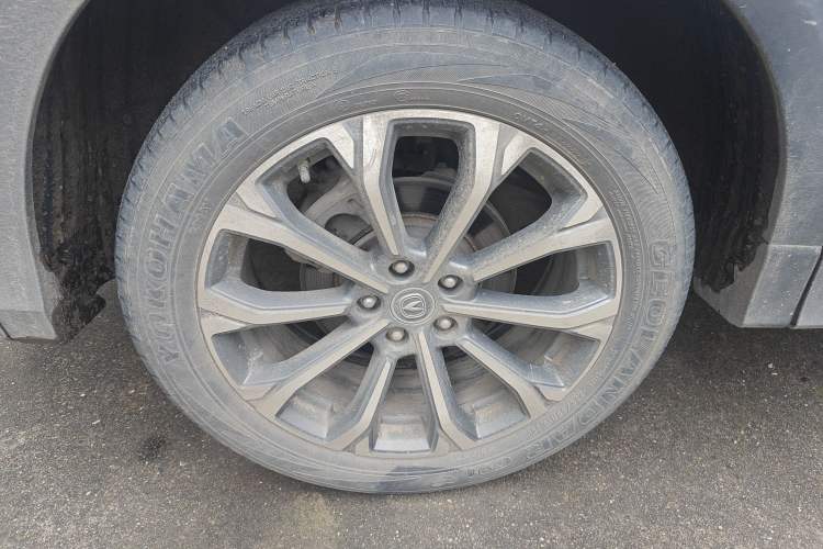 Used CHANGAN CS85 COUPE 2021 1.5T DCT Luxury Edition Right Rear Wheel Hub