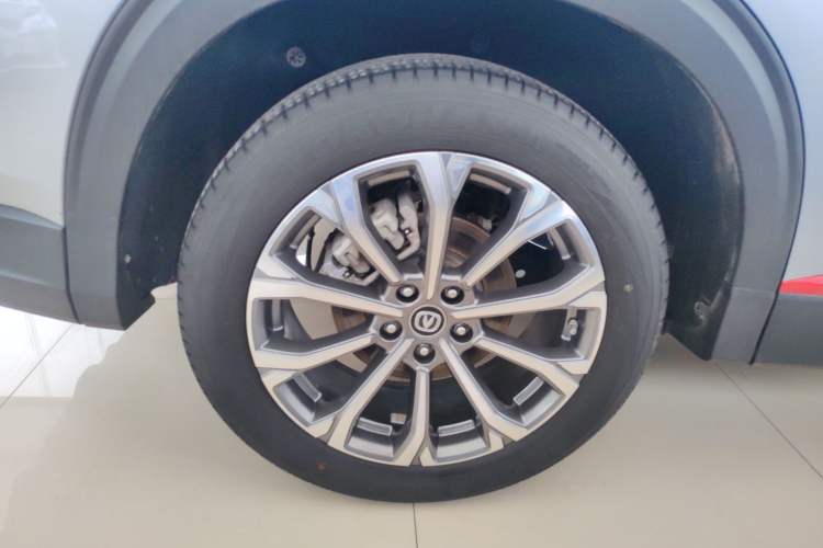 Used CHANGAN CS85 COUPE 2021 1.5T DCT Luxury Edition Right Rear Wheel Hub