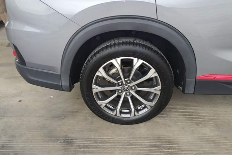 Used CHANGAN CS85 COUPE 2021 1.5T DCT Luxury Edition Right Rear Wheel Hub
