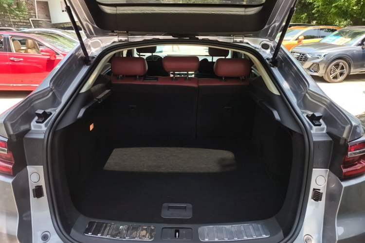 Used CHANGAN CS85 COUPE 2021 1.5T DCT Luxury Edition Trunk