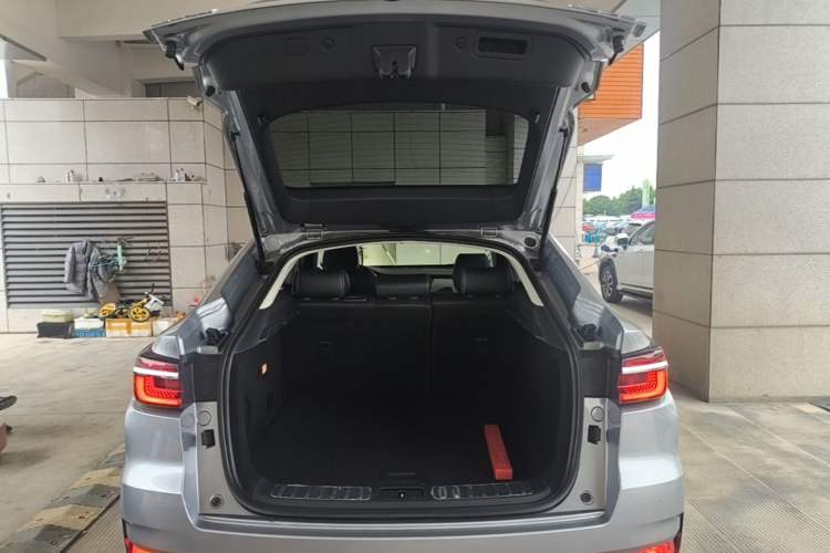 Used CHANGAN CS85 COUPE 2021 1.5T DCT Luxury Edition Trunk