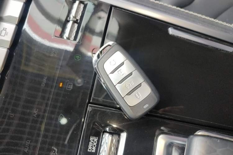 Used CHANGAN CS85 COUPE 2021 1.5T DCT Prestige Model Vehicle Key