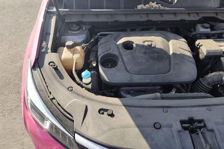 Used CHANGAN CS85 COUPE 2021 1.5T DCT Luxury Edition Engine Bay Right