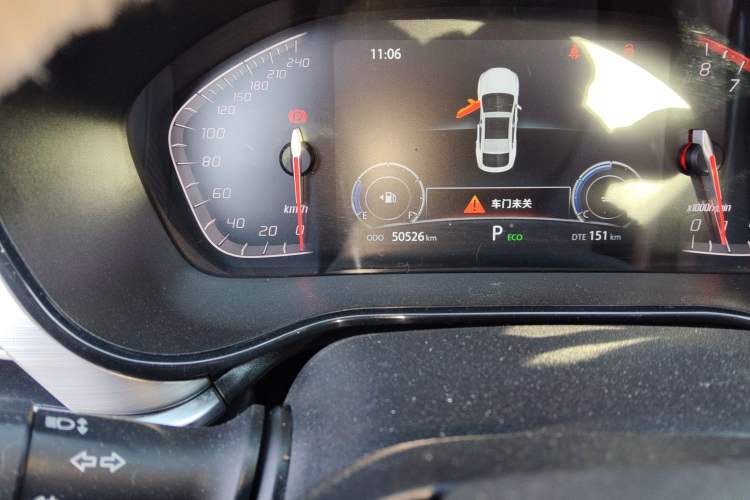 Used CHANGAN CS85 COUPE 2021 1.5T DCT Luxury Edition Odometer Close Up