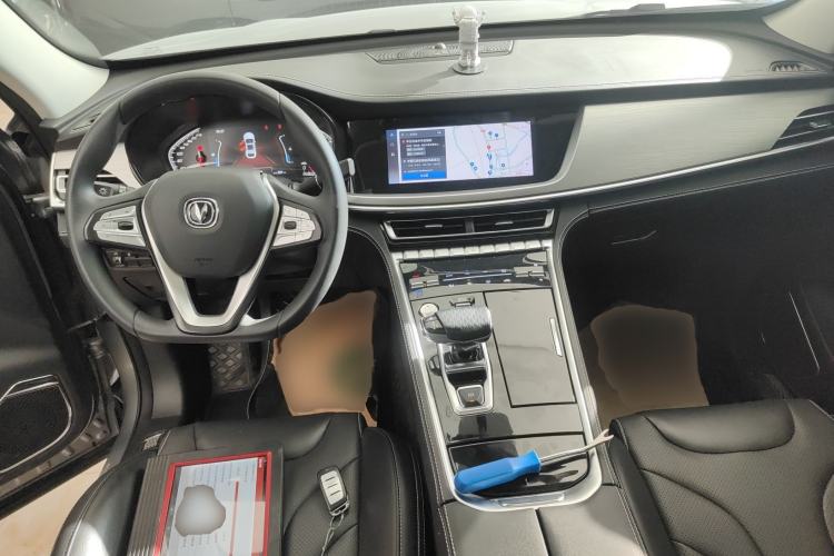 Used CHANGAN CS85 COUPE 2021 1.5T DCT Elite Edition Center Console