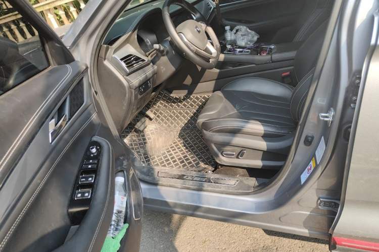 Used CHANGAN CS85 COUPE 2021 1.5T DCT Luxury Edition Driver Seat